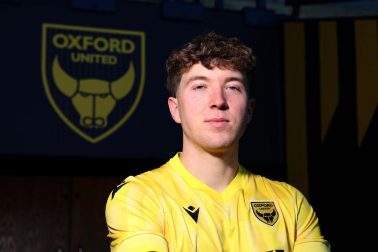 Ole Romeny Resmi Bergabung dengan Oxford United